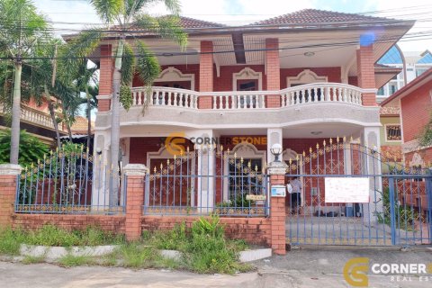 Estudio en Chonburi, Tailandia № 243652