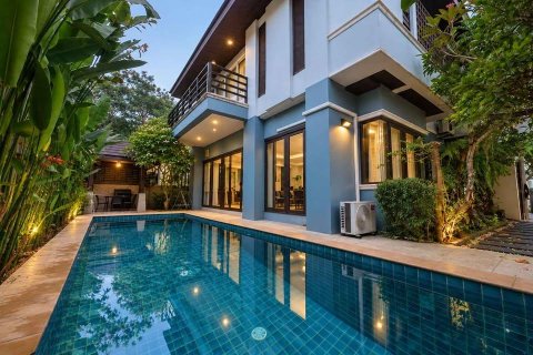 บ้านในเกาะสมุย, ประเทศไทย 4 ห้องนอน № 241694