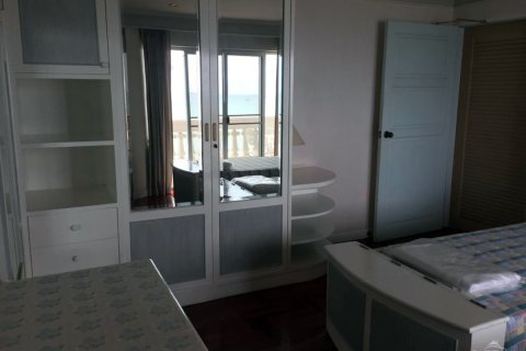 Condominio de 3 dormitorios en Pattaya, Tailandia № 242214 - foto 9