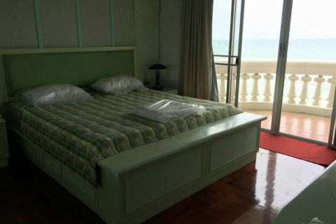 Condominio de 3 dormitorios en Pattaya, Tailandia № 242214 - foto 17