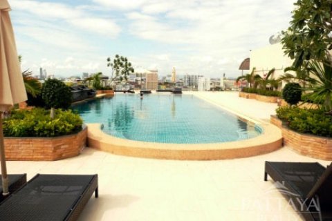 Condominio de 2 dormitorios en Pattaya, Tailandia № 242743
