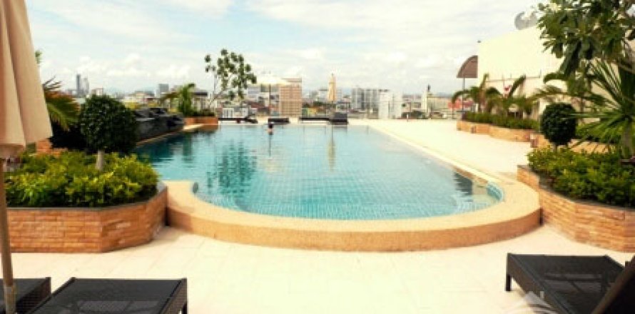 Condominio de 2 dormitorios en Pattaya, Tailandia № 242743