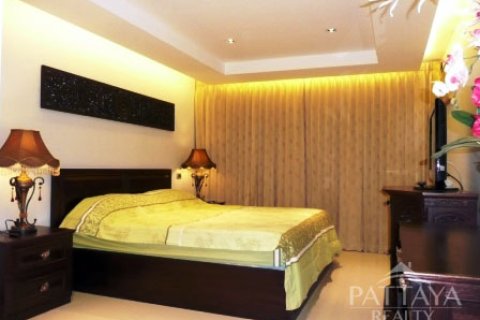 Condominio de 2 dormitorios en Pattaya, Tailandia № 242743 - foto 9