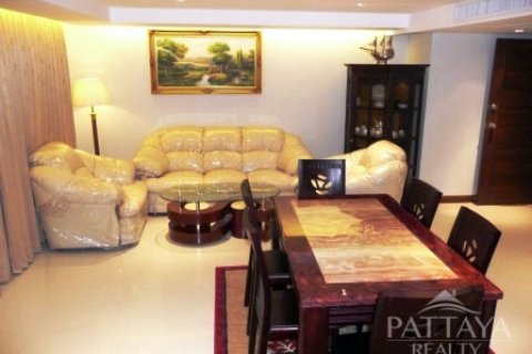 Condominio de 2 dormitorios en Pattaya, Tailandia № 242743 - foto 2