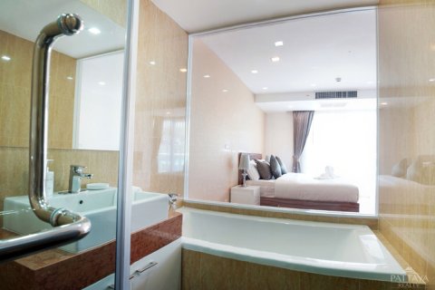 Condo in Pattaya, Thailand, 2 bedrooms  № 242273 - photo 10