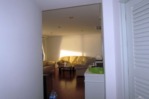 Condominio de 3 dormitorios en Pattaya, Tailandia № 243010