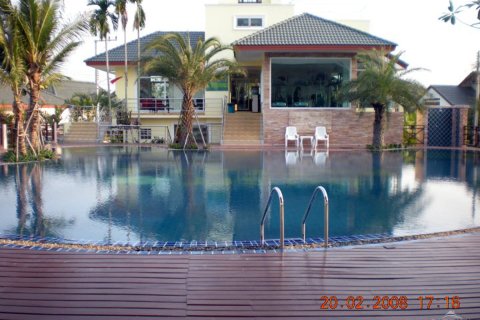 House in Pattaya, Thailand 3 bedrooms № 243299
