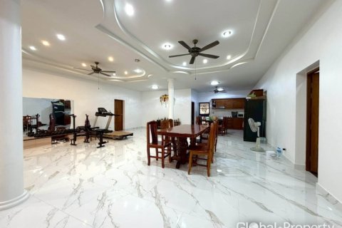 Haus in Pattaya, Thailand 4 Schlafzimmer № 241510 - Foto 22