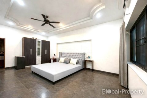 Haus in Pattaya, Thailand 4 Schlafzimmer № 241510 - Foto 19