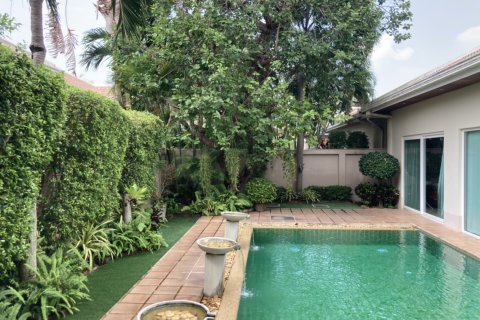 Casa de 3 dormitorios en Pattaya, Tailandia № 243224 - foto 7