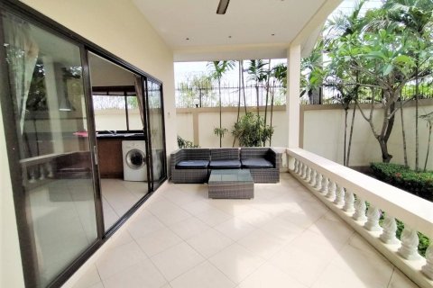 Maison sur Jomtien Beach, Pattaya, Thaïlande 3 chambres № 243127 - photo 2