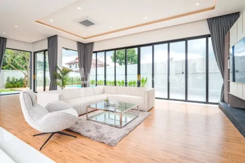 Casa de 4 dormitorios en Chalong, Tailandia № 250938 - foto 4