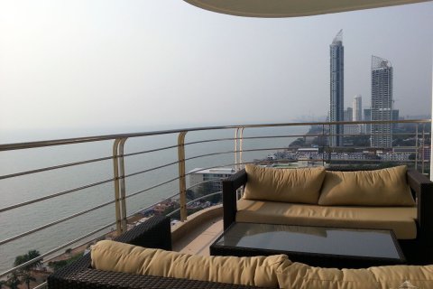 Condominio de 2 dormitorios en Pattaya, Tailandia № 242945 - foto 11