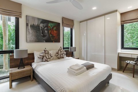 House in Bang Tao, Thailand 5 bedrooms № 120878 - photo 15