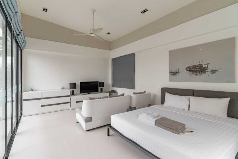 House in Bang Tao, Thailand 5 bedrooms № 120878 - photo 27