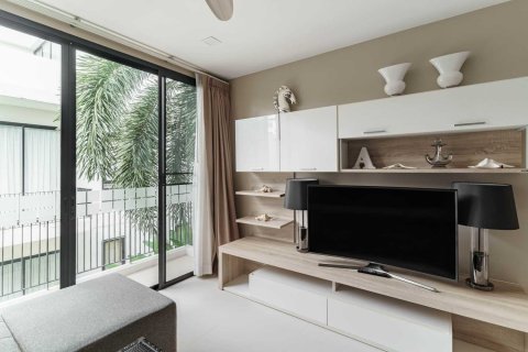 House in Bang Tao, Thailand 5 bedrooms № 120878 - photo 28