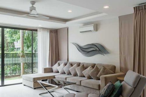 House in Bang Tao, Thailand 5 bedrooms № 120878 - photo 3