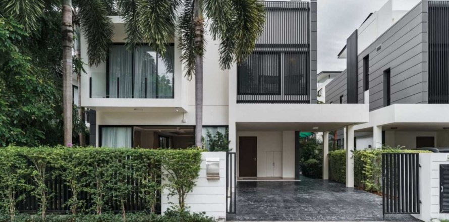 House in Bang Tao, Thailand 5 bedrooms № 120878