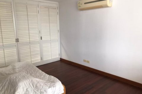 Condominio de 3 dormitorios en Jomtien Beach, Pattaya, Tailandia № 242822 - foto 14