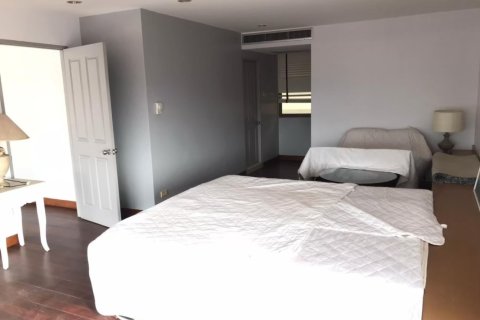 Condominio de 3 dormitorios en Jomtien Beach, Pattaya, Tailandia № 242822 - foto 26