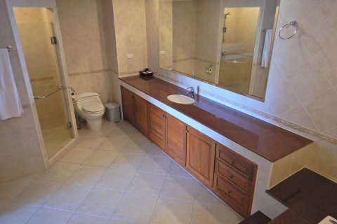 Condo in Pattaya, Thailand, 1 bedroom № 243023 - photo 15