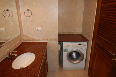 Condo in Pattaya, Thailand, 1 bedroom № 243023 - photo 20