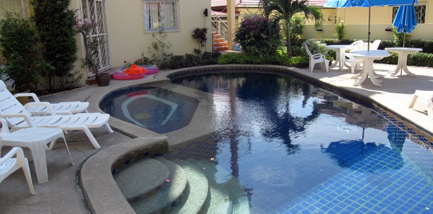 Condominio de 2 dormitorios en Pattaya, Tailandia № 242449