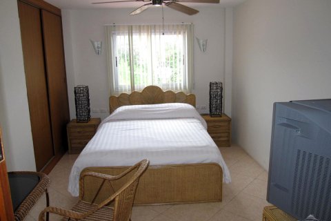 Condominio de 2 dormitorios en Pattaya, Tailandia № 242449 - foto 8