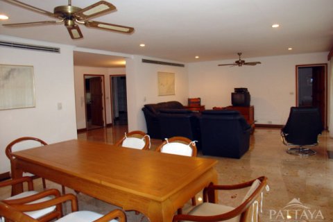 Condominio de 3 dormitorios en Pattaya, Tailandia № 242130 - foto 5