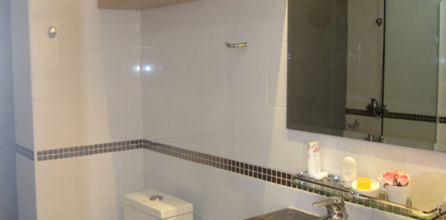 Condo in Pattaya, Thailand, 1 bedroom  № 242654