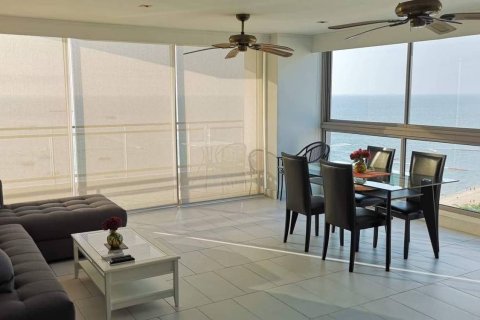 Condo in Pattaya, Thailand, 2 bedrooms  № 242533 - photo 25