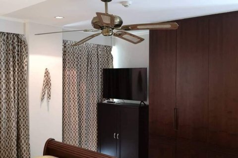 Condo in Pattaya, Thailand, 2 bedrooms  № 242533 - photo 12