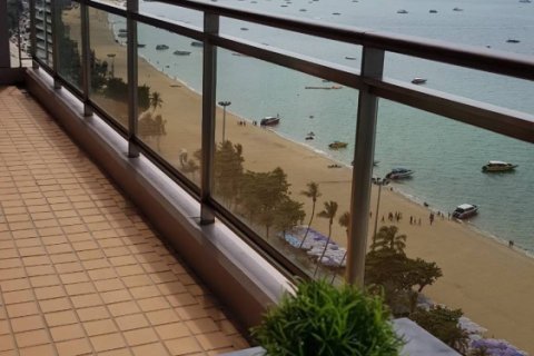 Condo in Pattaya, Thailand, 2 bedrooms  № 242533 - photo 21
