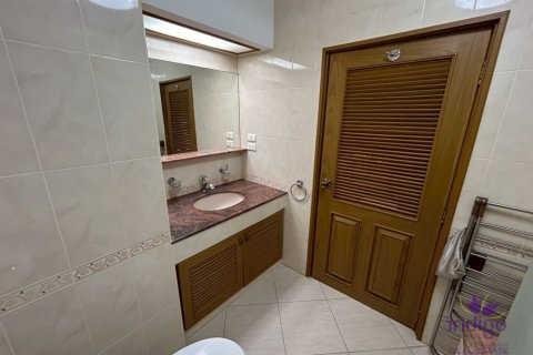 Condominio de 1 dormitorio en Chiang Mai, Tailandia № 205560 - foto 16