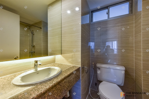 Condo à Bangkok, Thaïlande, 3 chambres № 254643 - photo 10