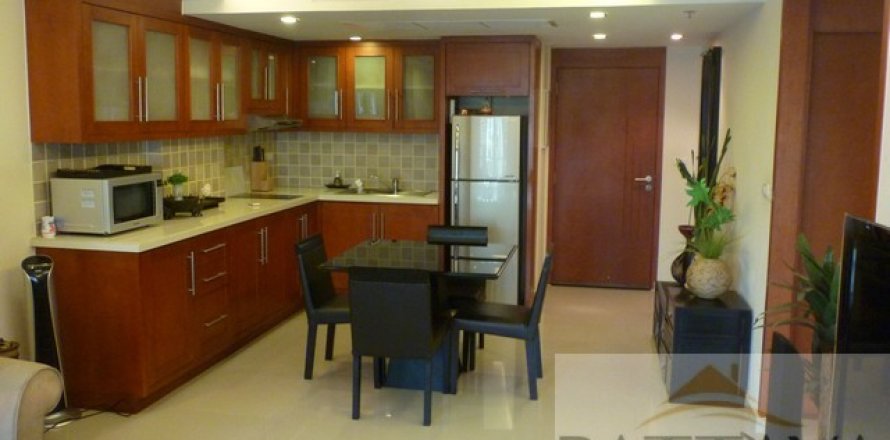 Condominio de 2 dormitorios en Pattaya, Tailandia № 242375