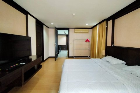 Condominio de 1 dormitorio en Pattaya, Tailandia № 242511 - foto 5