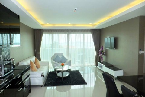 Condominio de 2 dormitorios en Pattaya, Tailandia № 242295