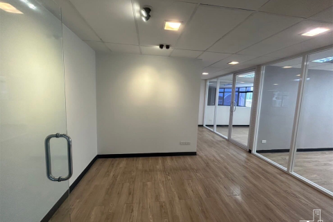 Office in Bangkok, Thailand 182 sq.m. № 249942 - photo 9