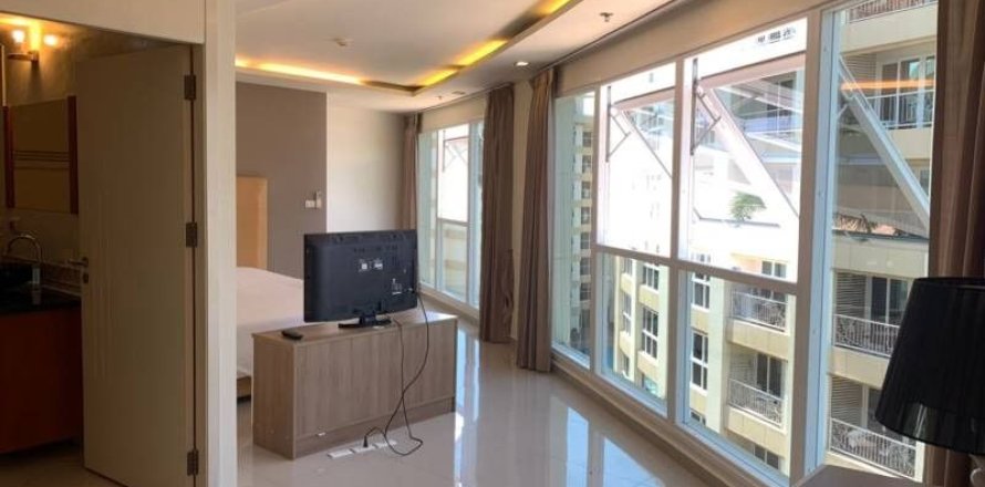 Condominio de 2 dormitorios en Pattaya, Tailandia № 242443