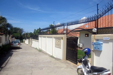 Casa de 2 dormitorios en Pattaya, Tailandia № 243254