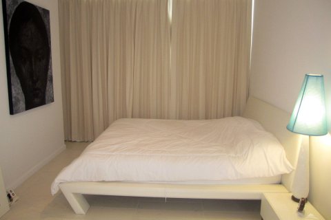 Condominio de 2 dormitorios en Pattaya, Tailandia № 242729 - foto 12