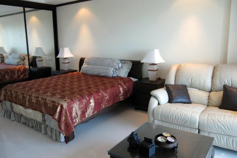 Estudio en el condominio en Jomtien Beach, Pattaya, Tailandia № 242636 - foto 2