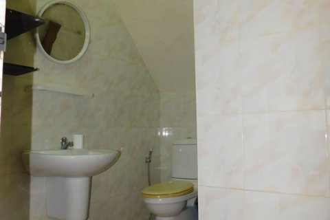 Casa de 9 dormitorios en Pattaya, Tailandia № 243158 - foto 16