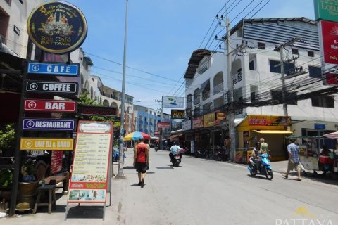 Casa de 9 dormitorios en Pattaya, Tailandia № 243158 - foto 12