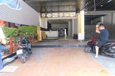 Casa de 9 dormitorios en Pattaya, Tailandia № 243158 - foto 9