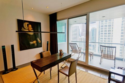 Condo in Bangkok, Thailand, 2 bedrooms № 250978 - photo 6