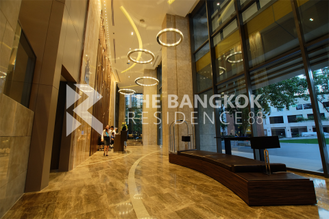 Condo in Bangkok, Thailand, 2 bedrooms  № 187733 - photo 9