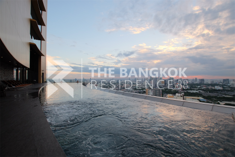 Condo in Bangkok, Thailand, 2 bedrooms  № 187733 - photo 4