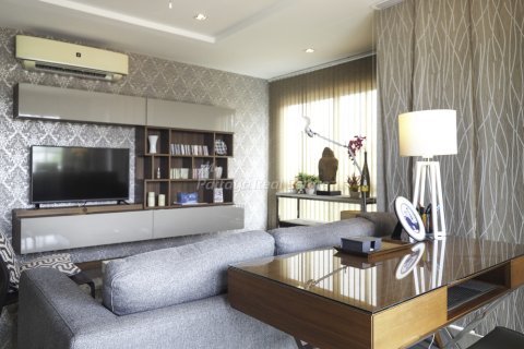Condominio de 1 dormitorio en Bang Lamung, Tailandia № 234237 - foto 4
